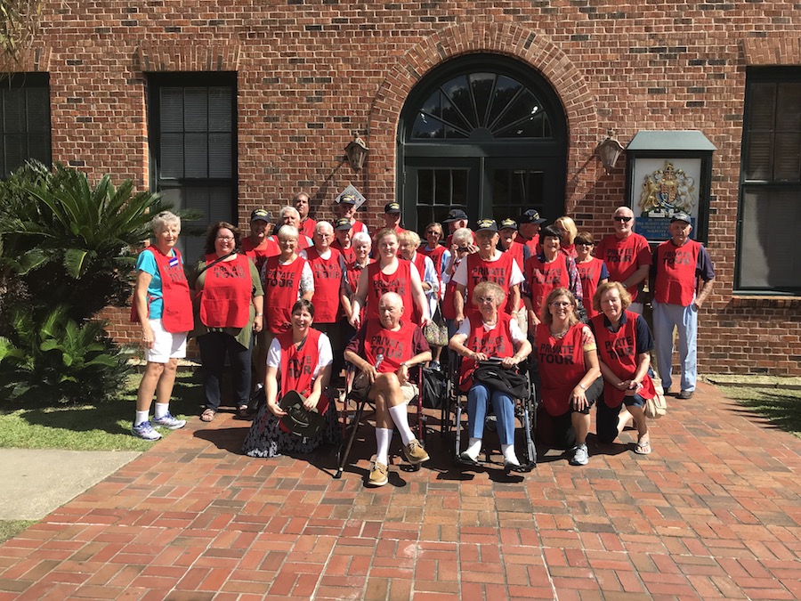 Group gathers at the Tabasco Museum